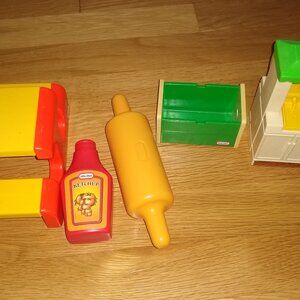 Little Tikes Accessories: Kitchen Roller pin Picnic table Ketchup bottle Chest